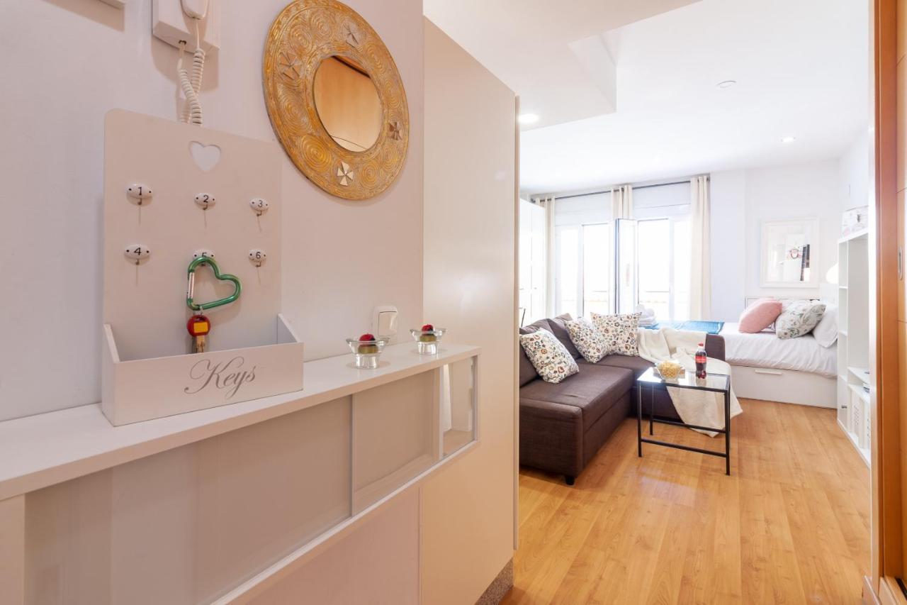 Sea & Wave Adela Boutique Apartment 말라가 외부 사진